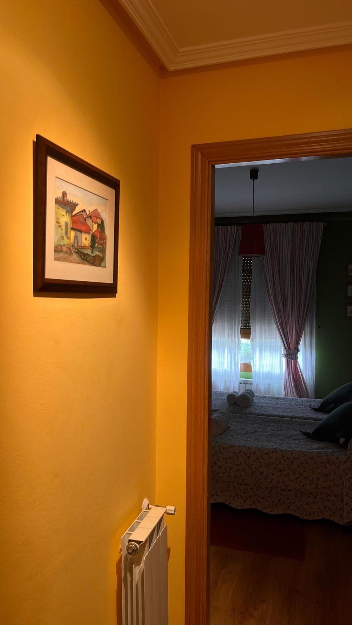 21A02 Coqueto Apartamento Con Garaje Felechosa Bagian luar foto